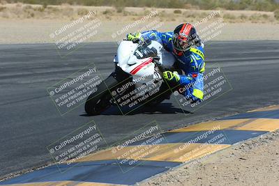 media/Mar-24-2025-Moto Forza (Mon) [[57ce5c5cff]]/1-Advanced Group/Session 3 (Turn 6 Inside)/